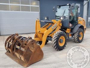 utovarivai case ih 321f nove pnevmatike